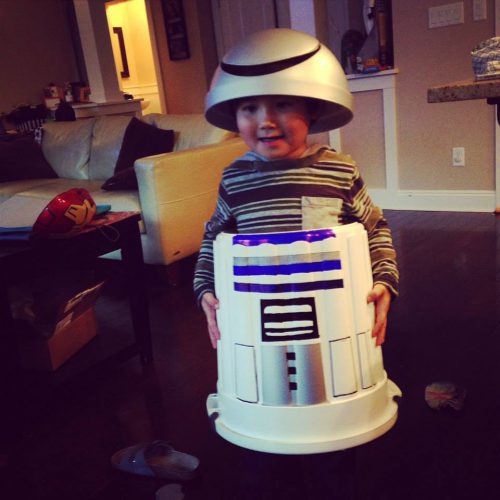 DIY R2D2 Halloween costume for less than $25 - My Family Stuff