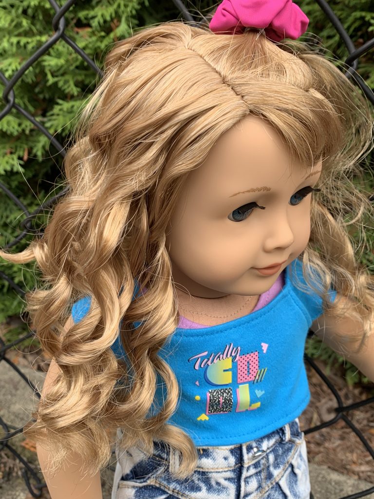 80s-Inspired Gamer Dolls : American Girl Courtney Moore