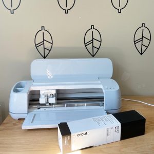 Easy Cricut Wall decals